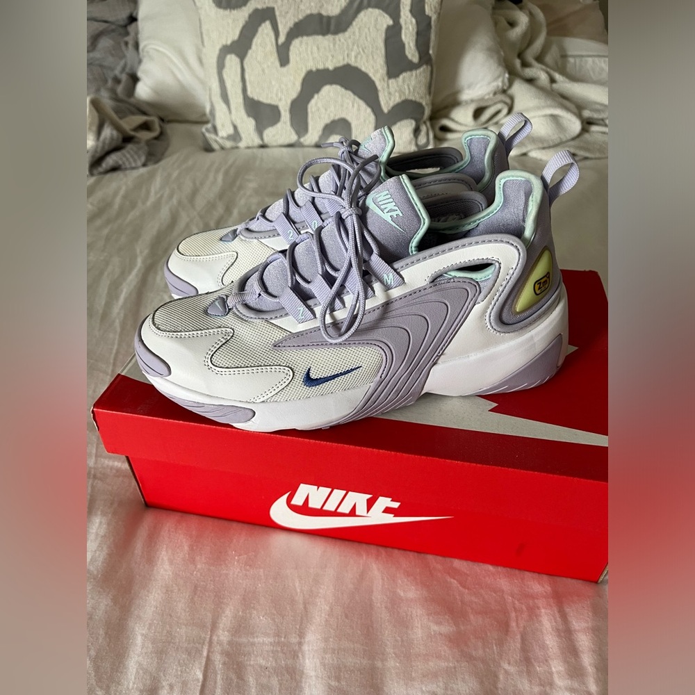 Nike Women's Sneakers Lavender White Mint Accent